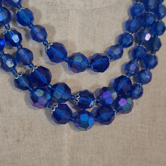 Vintage Triple Strand Crystal Aurora Borealis Glass 1960s Necklace Blue - Picture 7 of 9